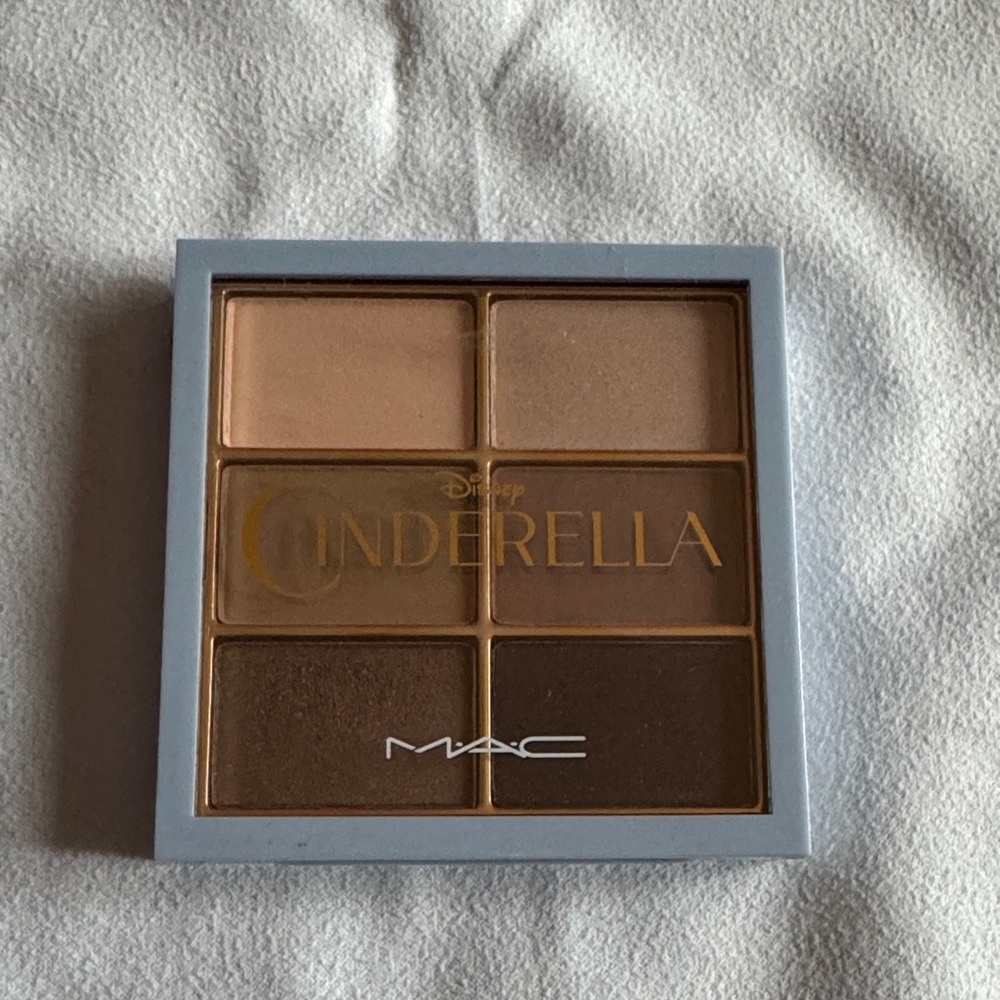 MAC Cosmetics Cinderella Eyeshadow Palette - Stroke of Midnight